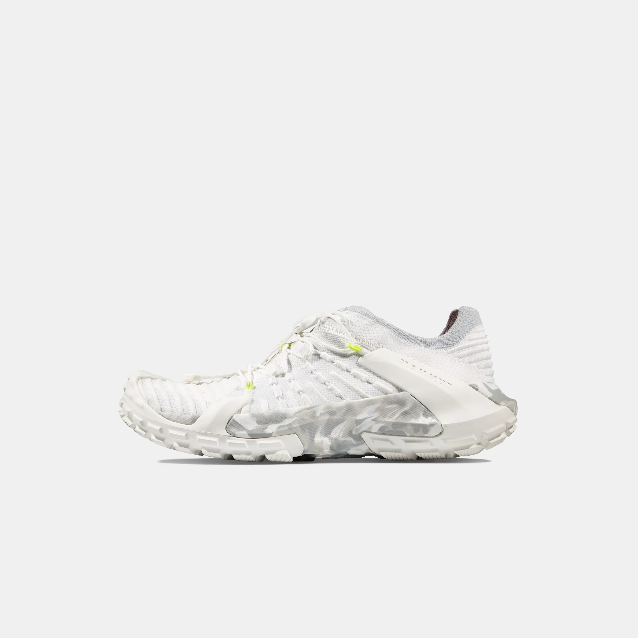 Hueco Knit II Low Women