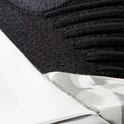 Hueco Knit II Low Women